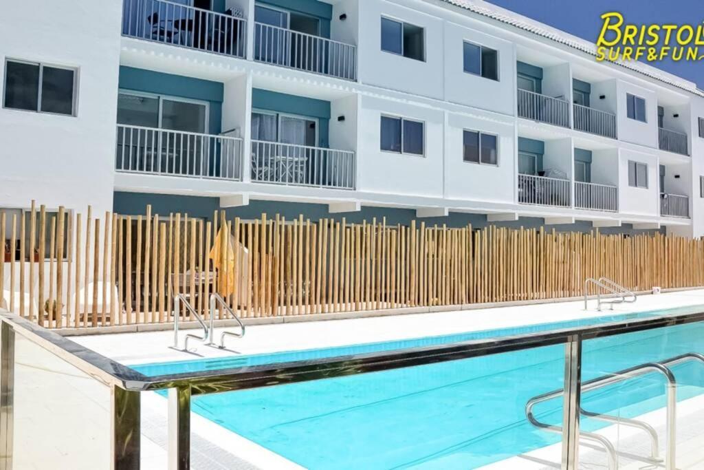 B-Rent Bristol Beach Surf & Fun Corralejo Bagian luar foto