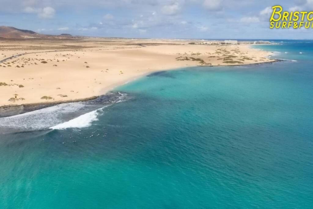 B-Rent Bristol Beach Surf & Fun Corralejo Bagian luar foto