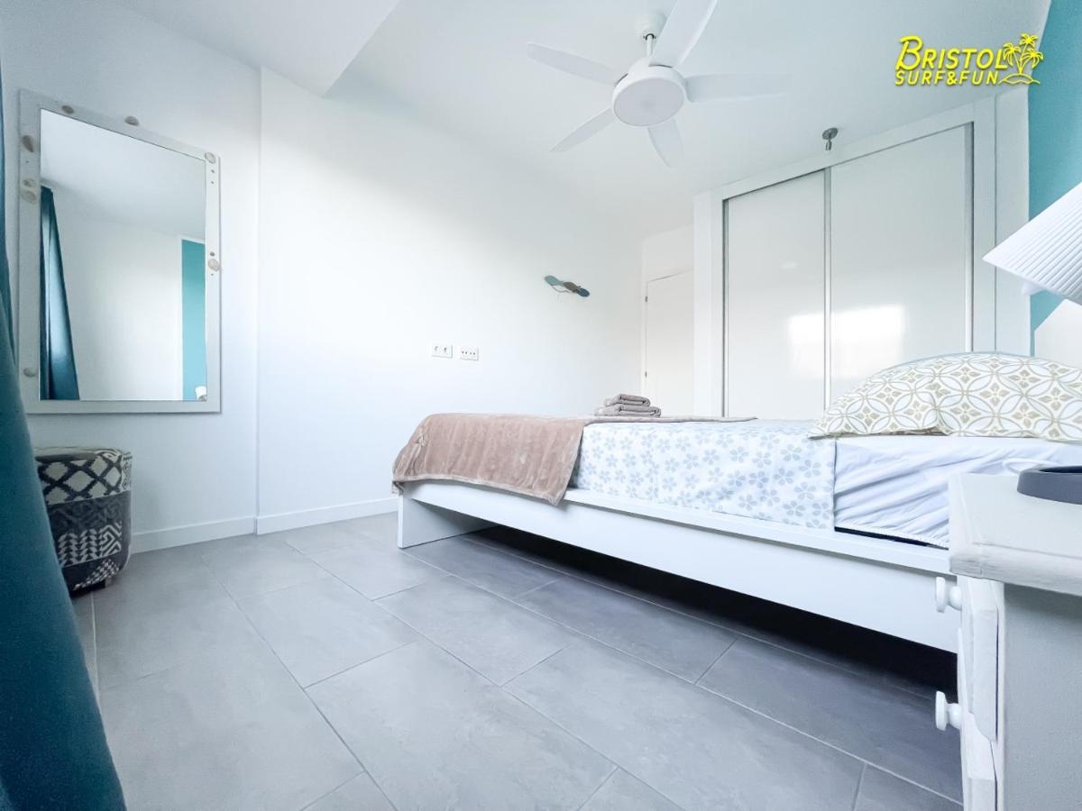 B-Rent Bristol Beach Surf & Fun Corralejo Bagian luar foto